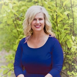 Meet your Posher, Denise